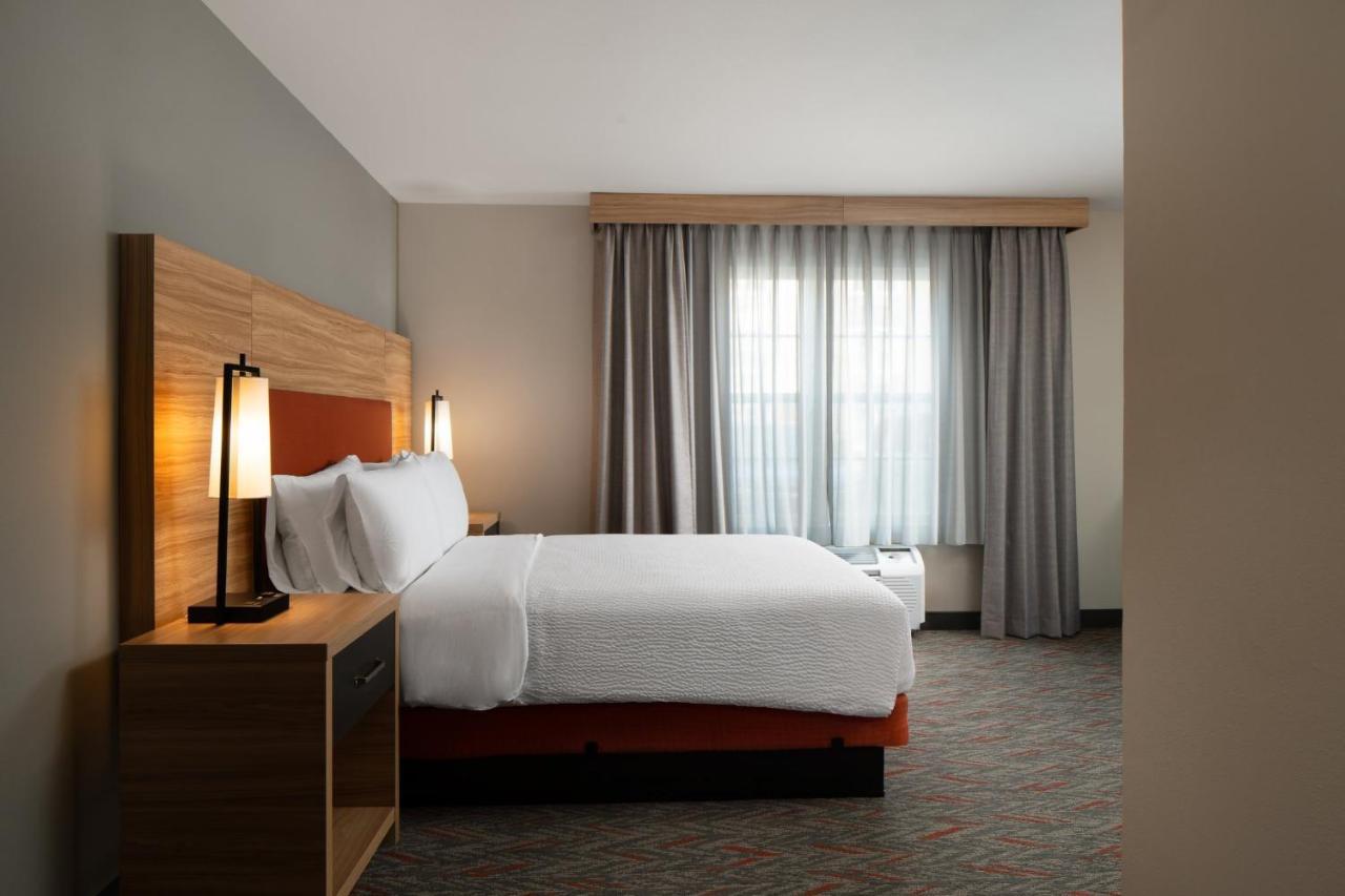 Candlewood Suites St Louis St Charles By Ihg Saint Charles Exterior photo